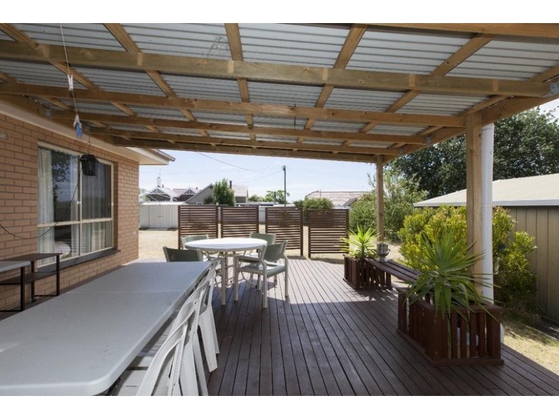 6 Hewitt Street, Ararat VIC 3377