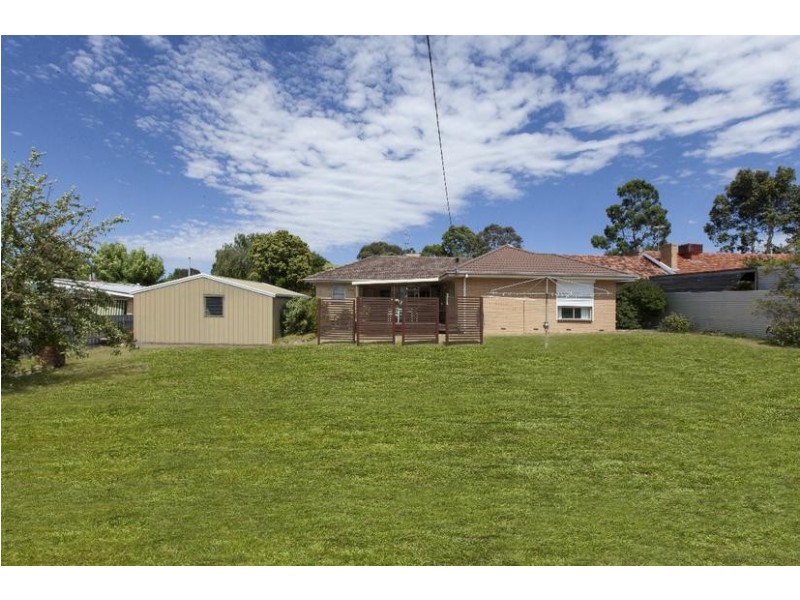 6 Hewitt Street, Ararat VIC 3377