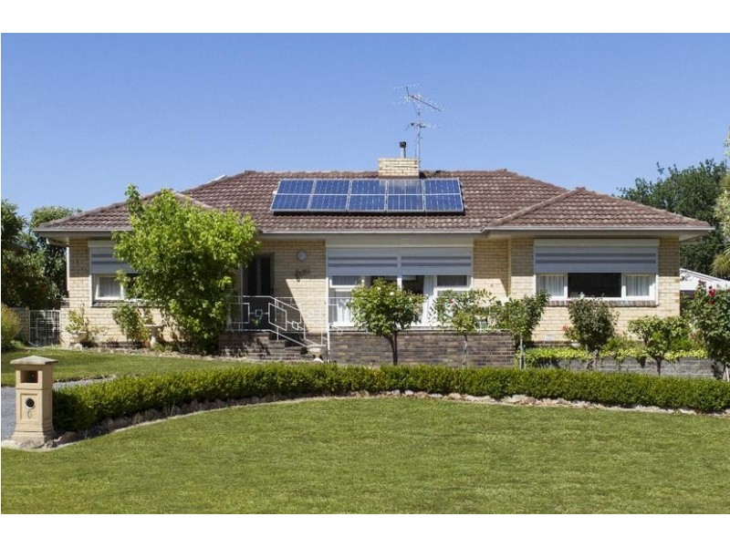 6 Hewitt Street, Ararat VIC 3377