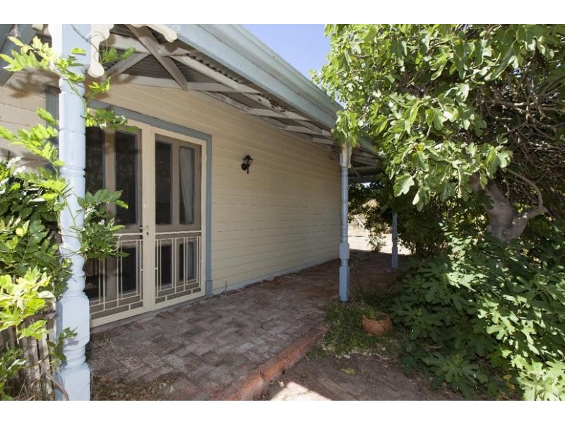27 Stephenson Street, Great Western VIC 3377