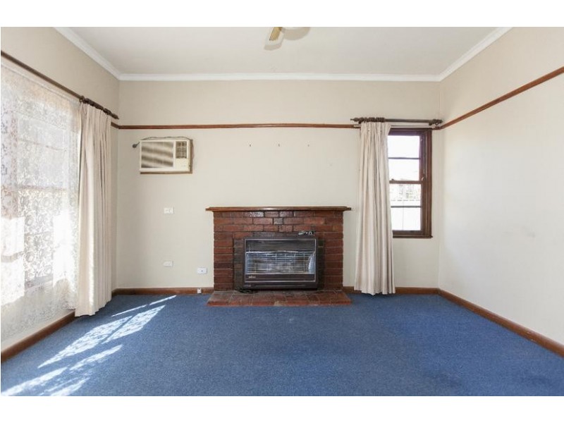 32 Port Fairy Road, Ararat VIC 3377