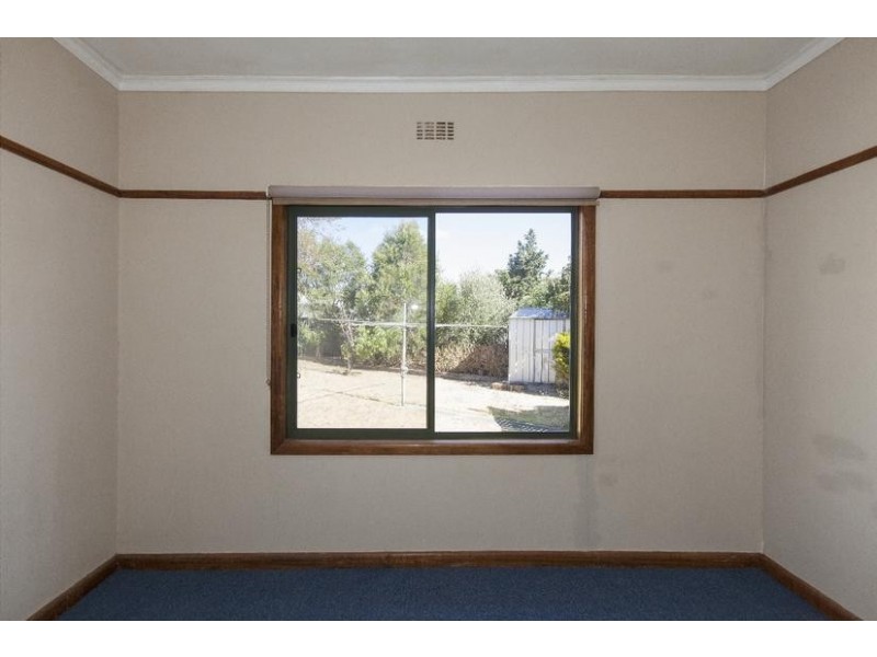 32 Port Fairy Road, Ararat VIC 3377