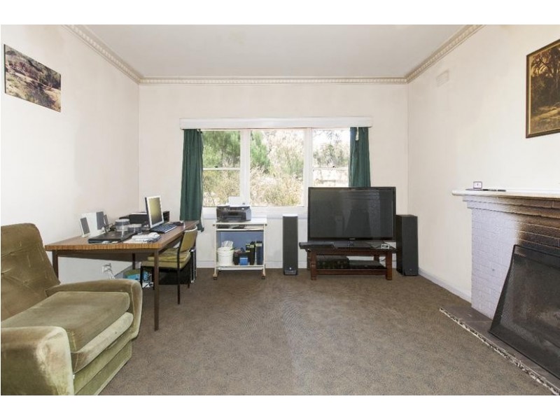 4 McDonald Park Road, Ararat VIC 3377