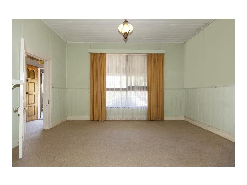 13 Commercial Street, Willaura VIC 3379