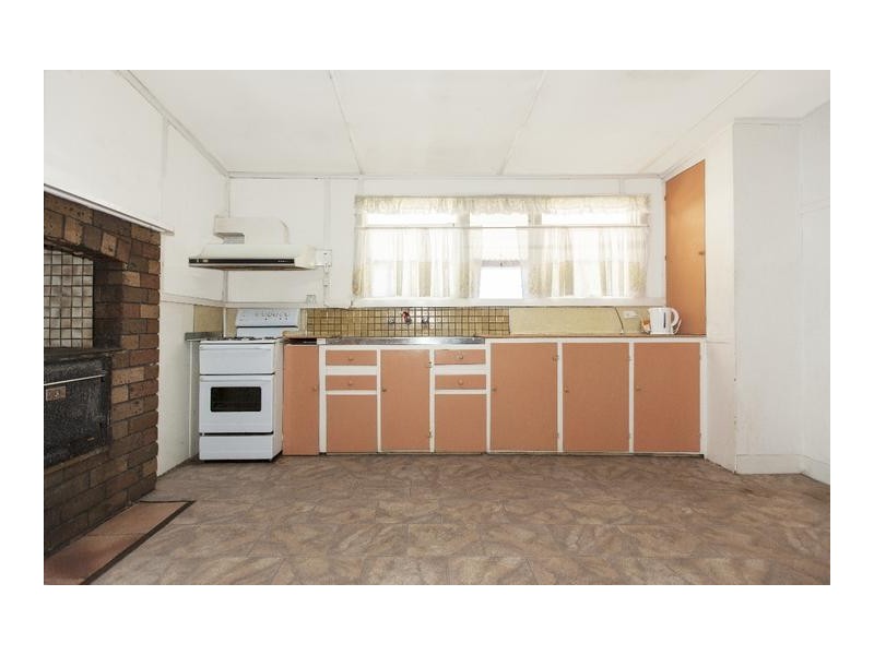 13 Commercial Street, Willaura VIC 3379