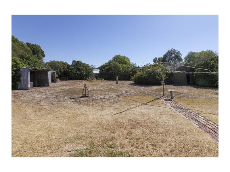 13 Commercial Street, Willaura VIC 3379