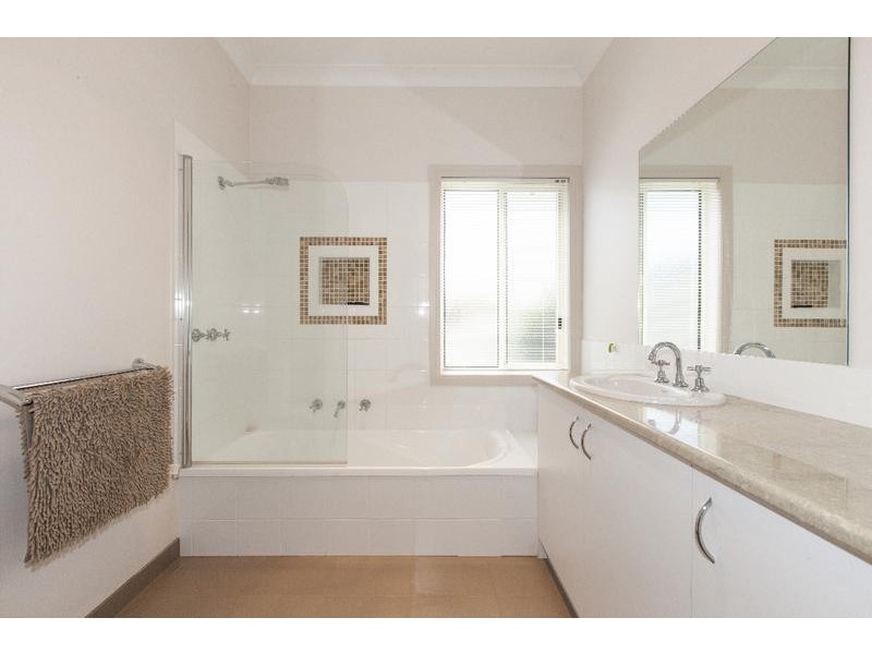 12 Blake Street, Ararat VIC 3377