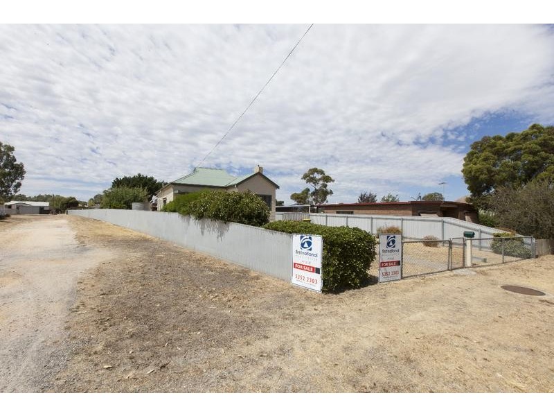 12 Blake Street, Ararat VIC 3377