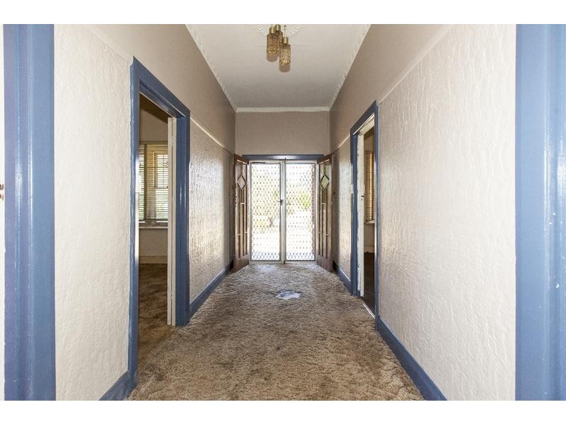 13 Queens Avenue, Ararat VIC 3377