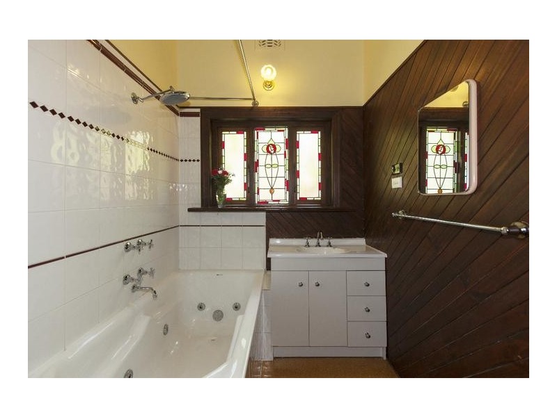 9 Vincent Street, Ararat VIC 3377