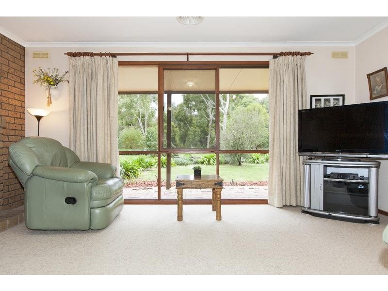 17 Golf Links Rd, Ararat VIC 3377