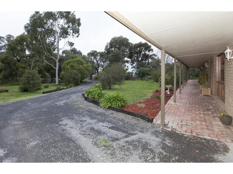 17 Golf Links Rd, Ararat VIC 3377