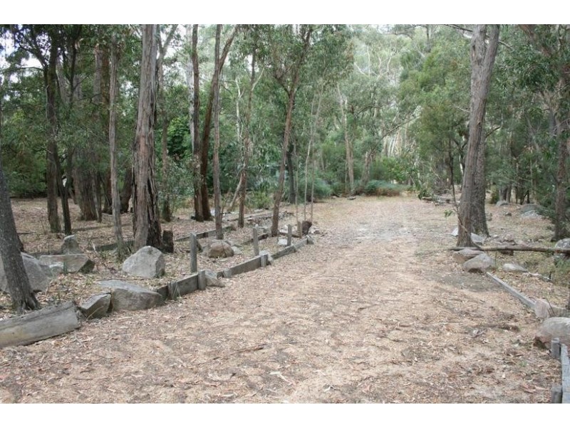 65 Scotts Road, Halls Gap VIC 3381