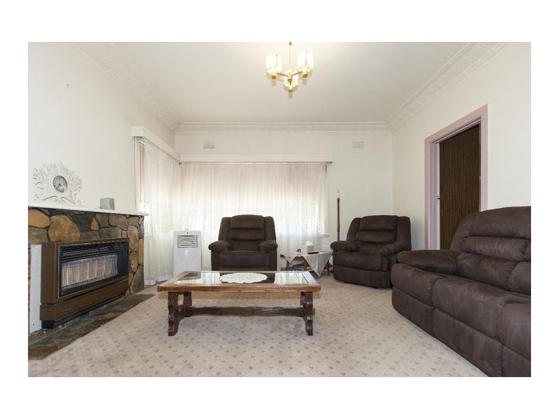 142 Moore Street, Ararat VIC 3377