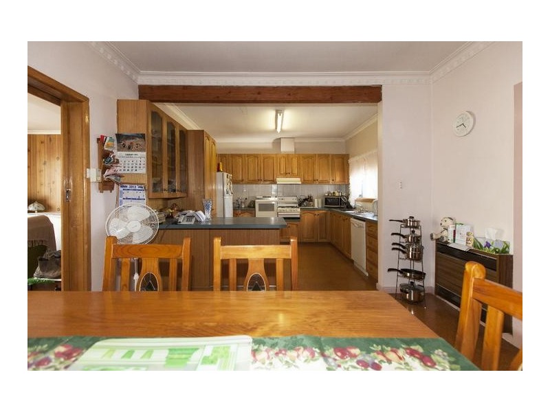 142 Moore Street, Ararat VIC 3377