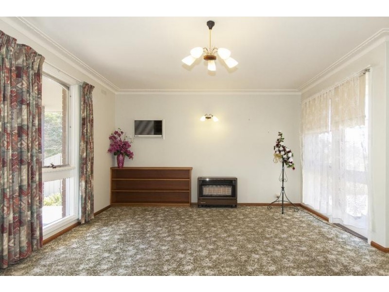 17 High Street West, Ararat VIC 3377
