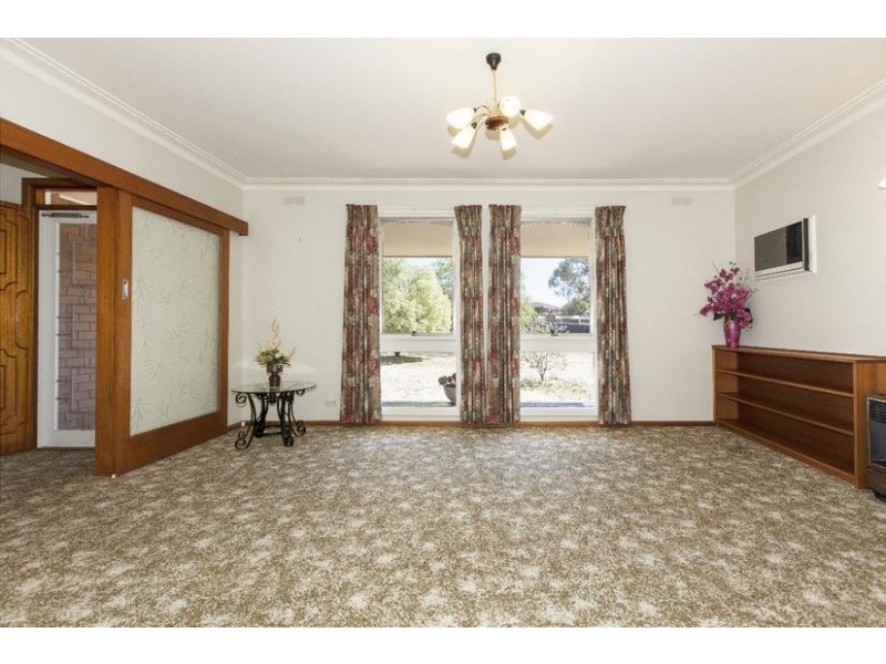 17 High Street West, Ararat VIC 3377