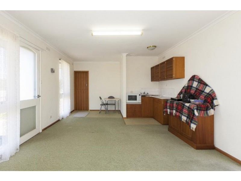 17 High Street West, Ararat VIC 3377