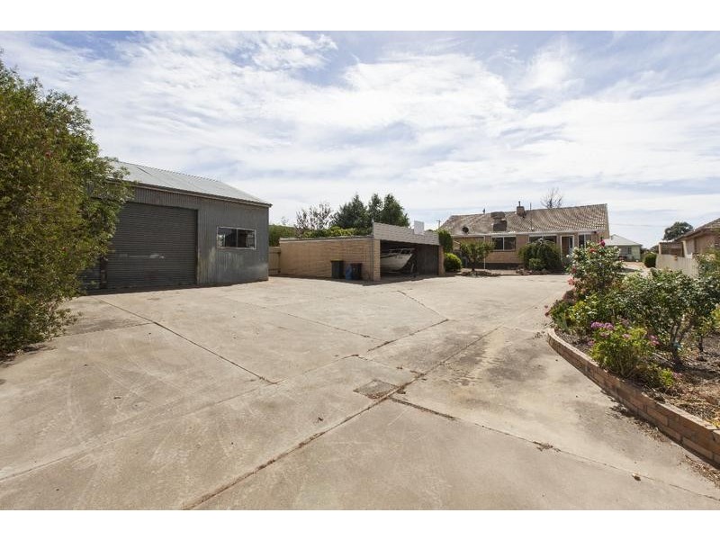 7 Eyre Street, Ararat VIC 3377