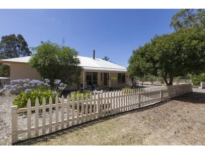 26 Morella Road, Ararat VIC 3377
