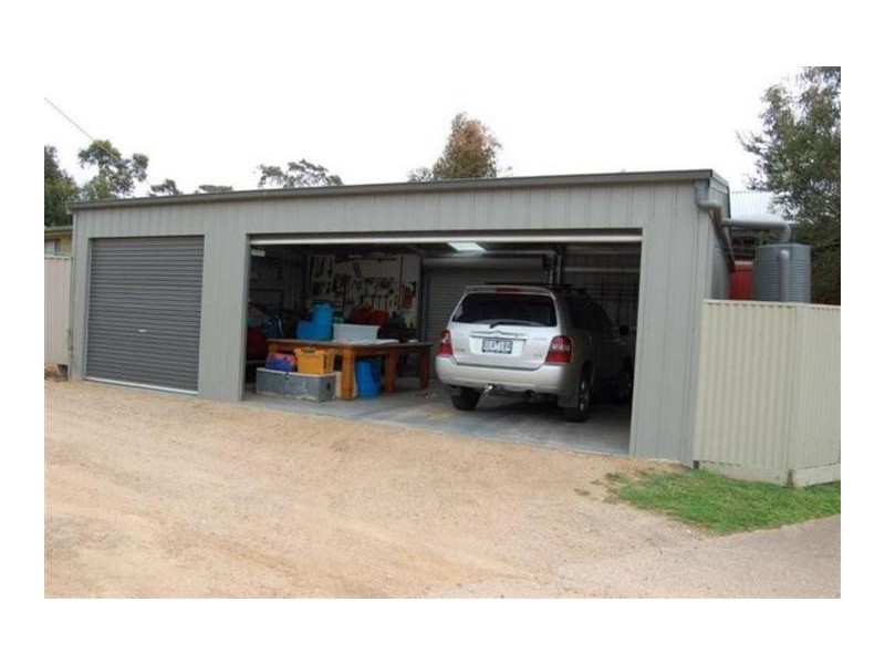 5 George Road, Ararat VIC 3377