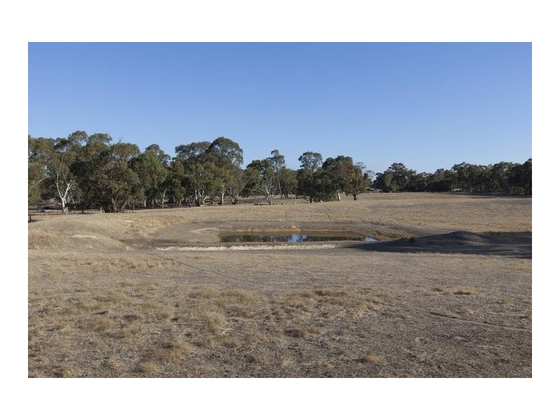 8 Saw Pit Flat Road, Ararat VIC 3377