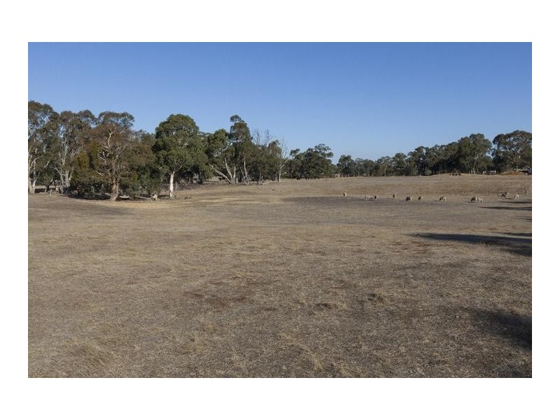 8 Saw Pit Flat Road, Ararat VIC 3377