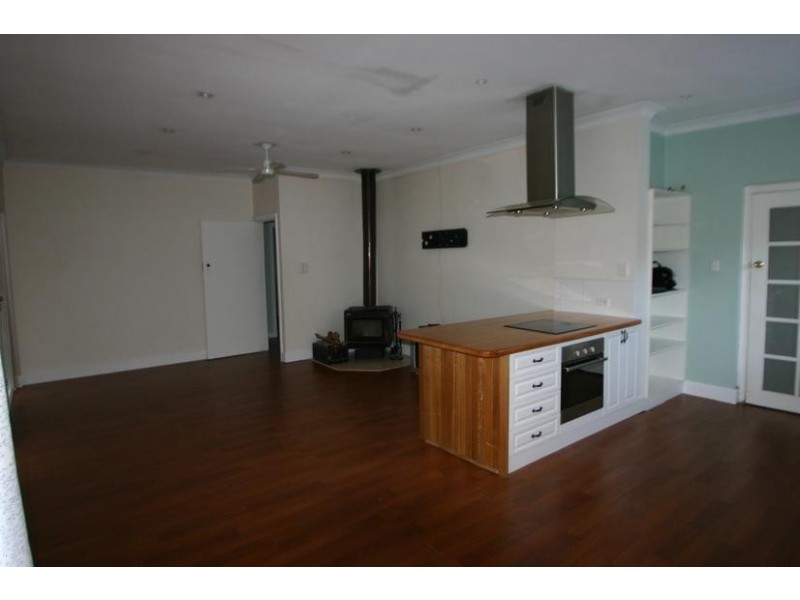 137 Main Street, Great Western VIC 3377