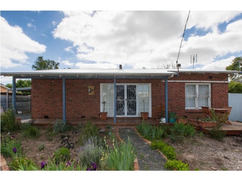 137 Main Street, Great Western VIC 3377