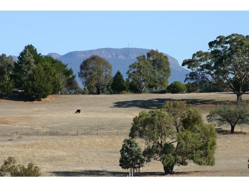 34 Lennox Springs Road, Moyston VIC 3377