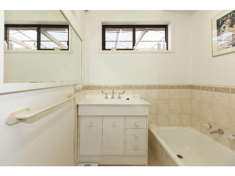 36A McGibbony Street, Ararat VIC 3377