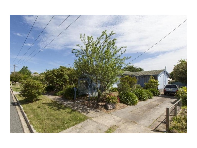 29 Marx Crescent, Ararat VIC 3377