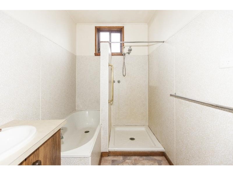 46 McLellan Street, Ararat VIC 3377