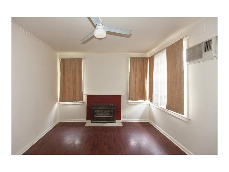 27 Montgomery Street, Ararat VIC 3377