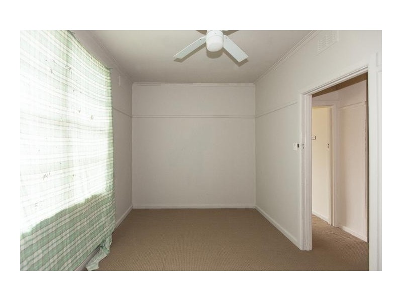 27 Montgomery Street, Ararat VIC 3377