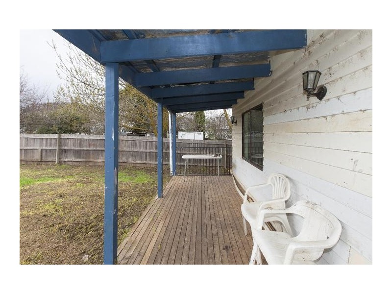 27 Montgomery Street, Ararat VIC 3377