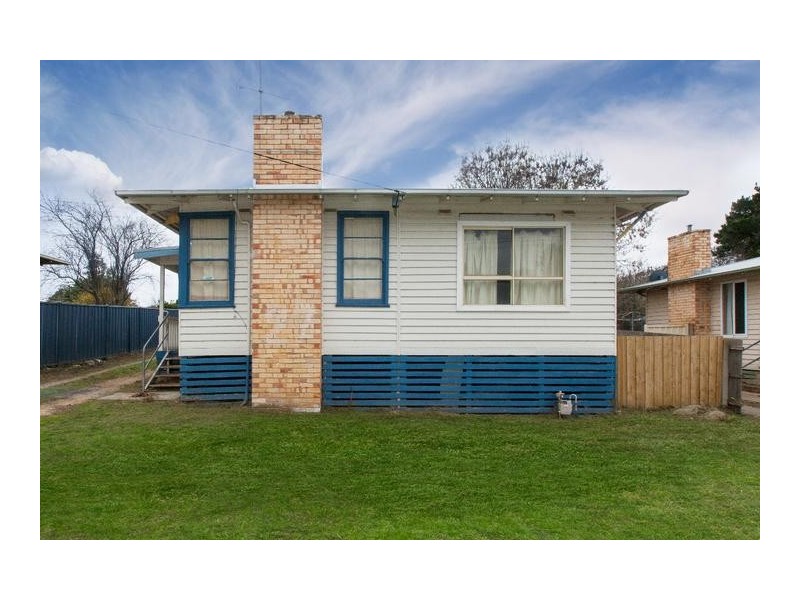 27 Montgomery Street, Ararat VIC 3377