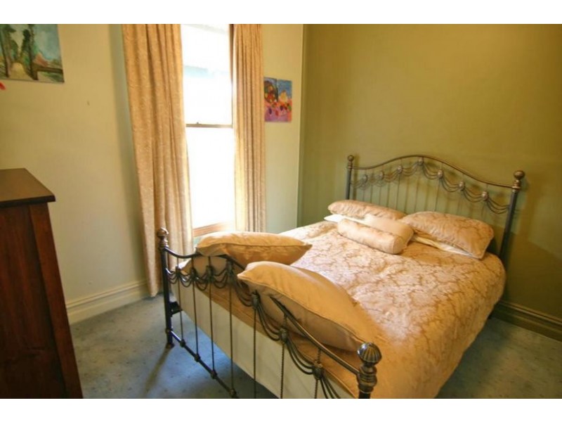 5 George Road, Ararat VIC 3377