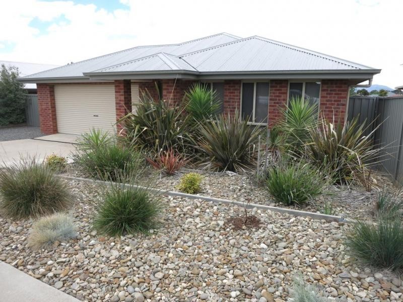 32 Wild Street, Ararat VIC 3377