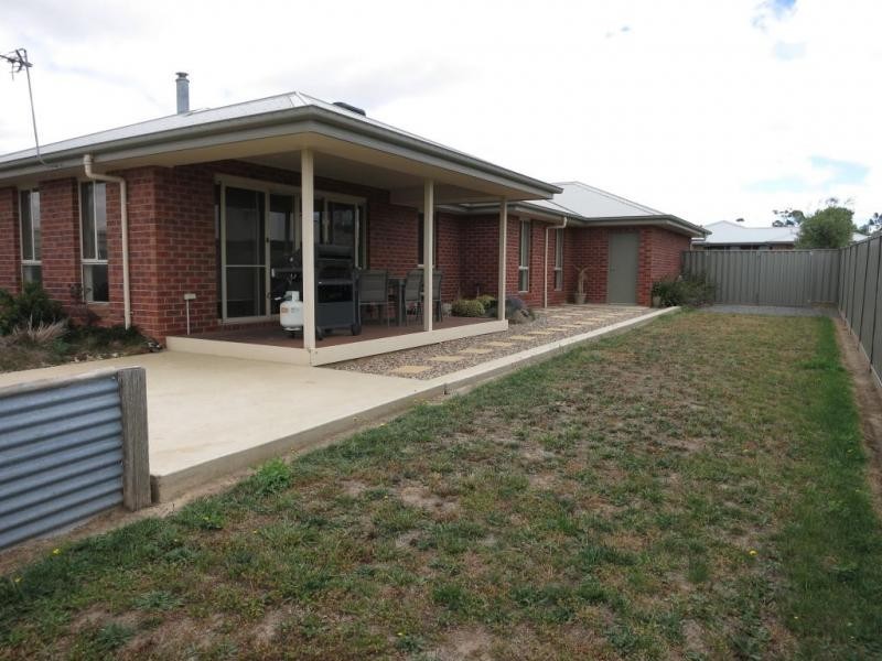 32 Wild Street, Ararat VIC 3377