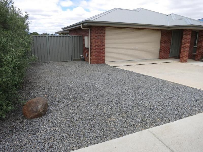 32 Wild Street, Ararat VIC 3377