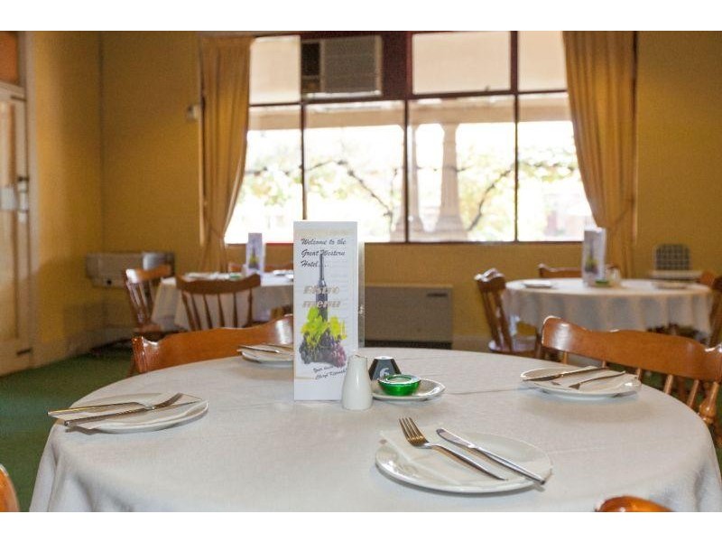 101 Main Street, Great Western VIC 3377