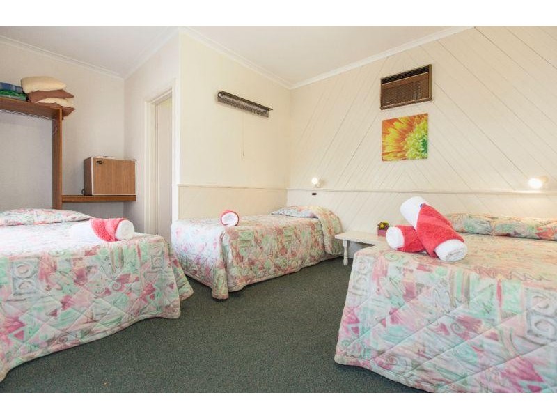 101 Main Street, Great Western VIC 3377