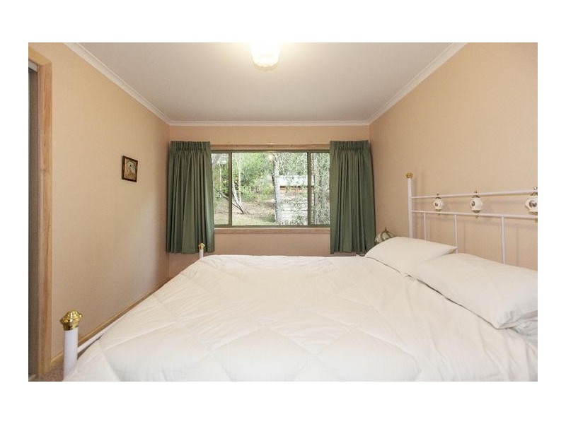 86 Scotts Road, Halls Gap VIC 3381