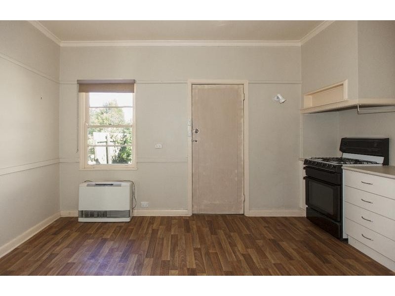 32 Port Fairy Road, Ararat VIC 3377