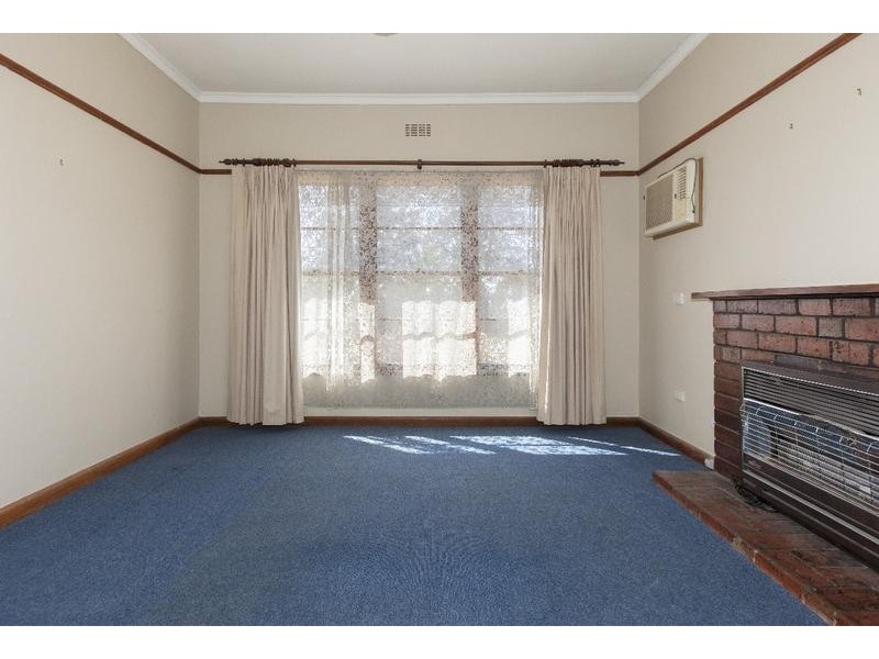 32 Port Fairy Road, Ararat VIC 3377