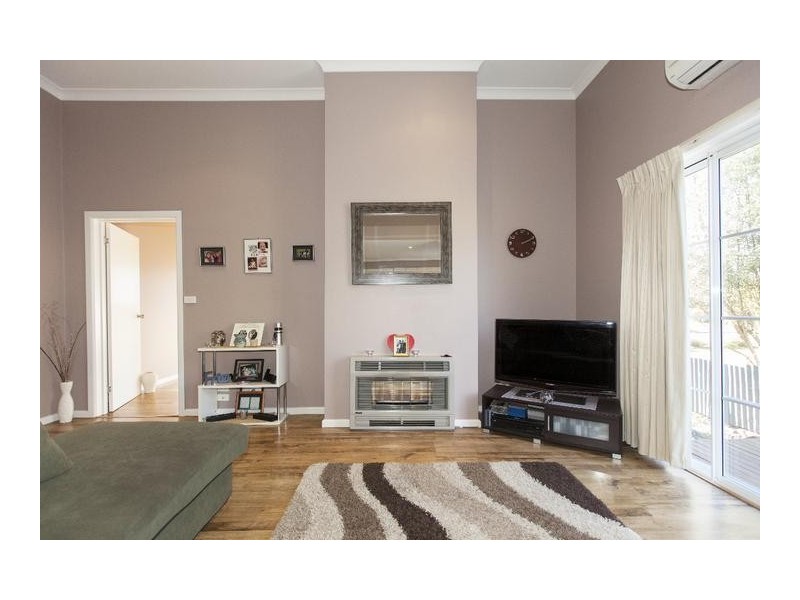 32 Benbow Street, Ararat VIC 3377