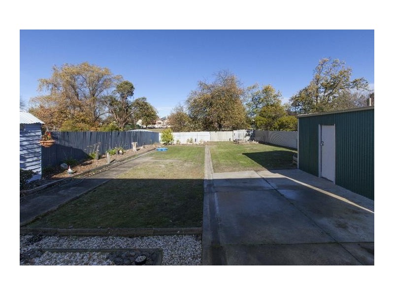 32 Benbow Street, Ararat VIC 3377