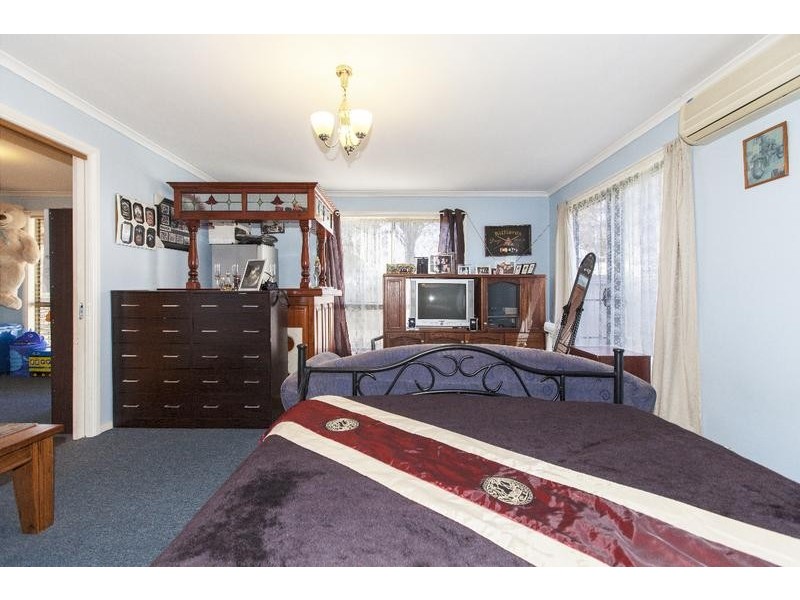 7 School Loop Road, Landsborough West VIC 3384