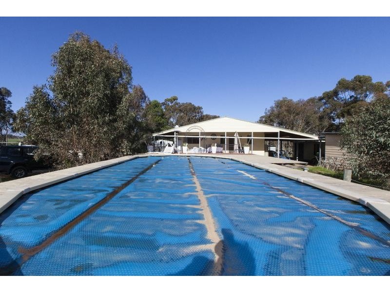 7 School Loop Road, Landsborough West VIC 3384